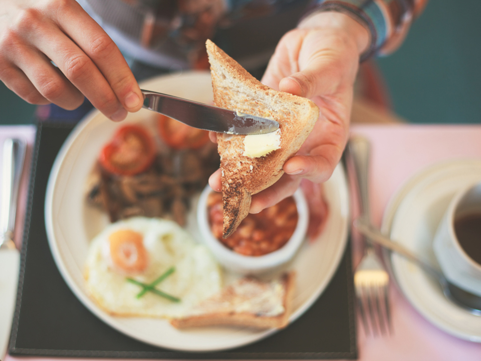 breakfast near me